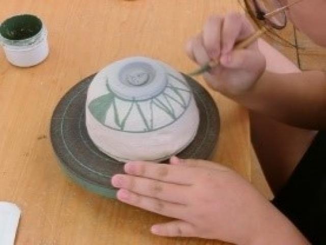 湖東焼絵付け体験
