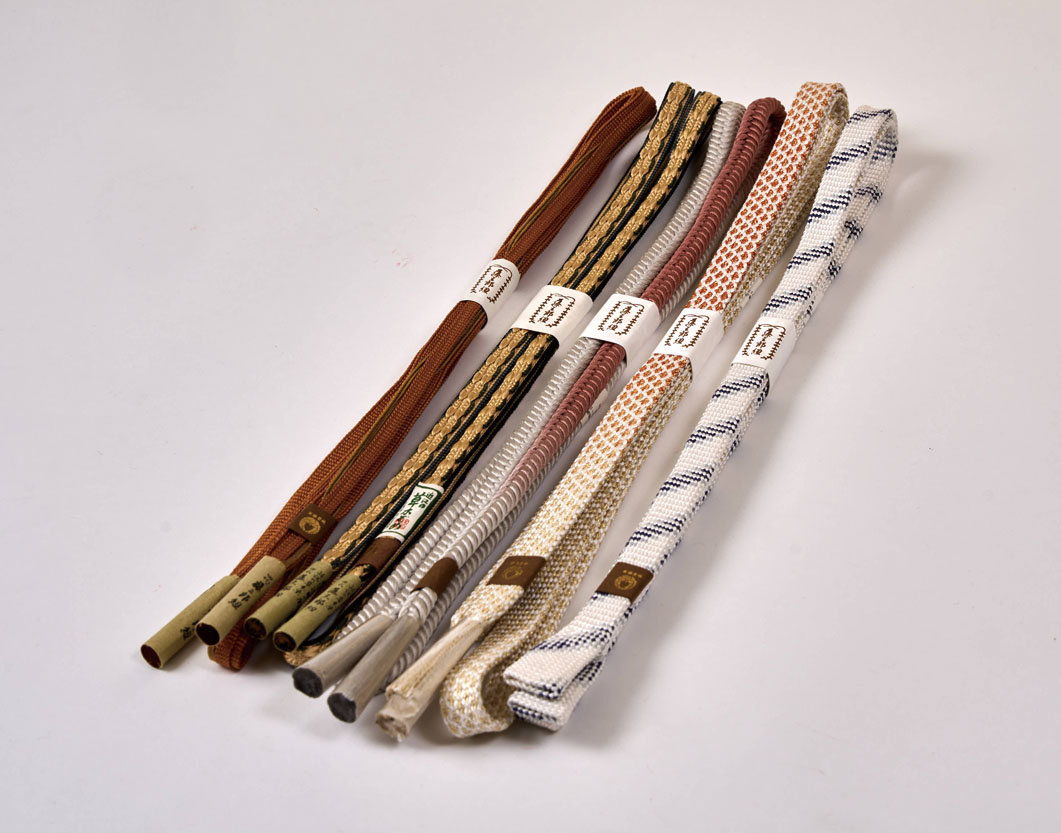 草木染手組組紐の詳細を表示