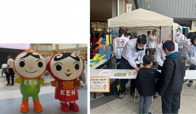 人権擁護委員ブースの様子