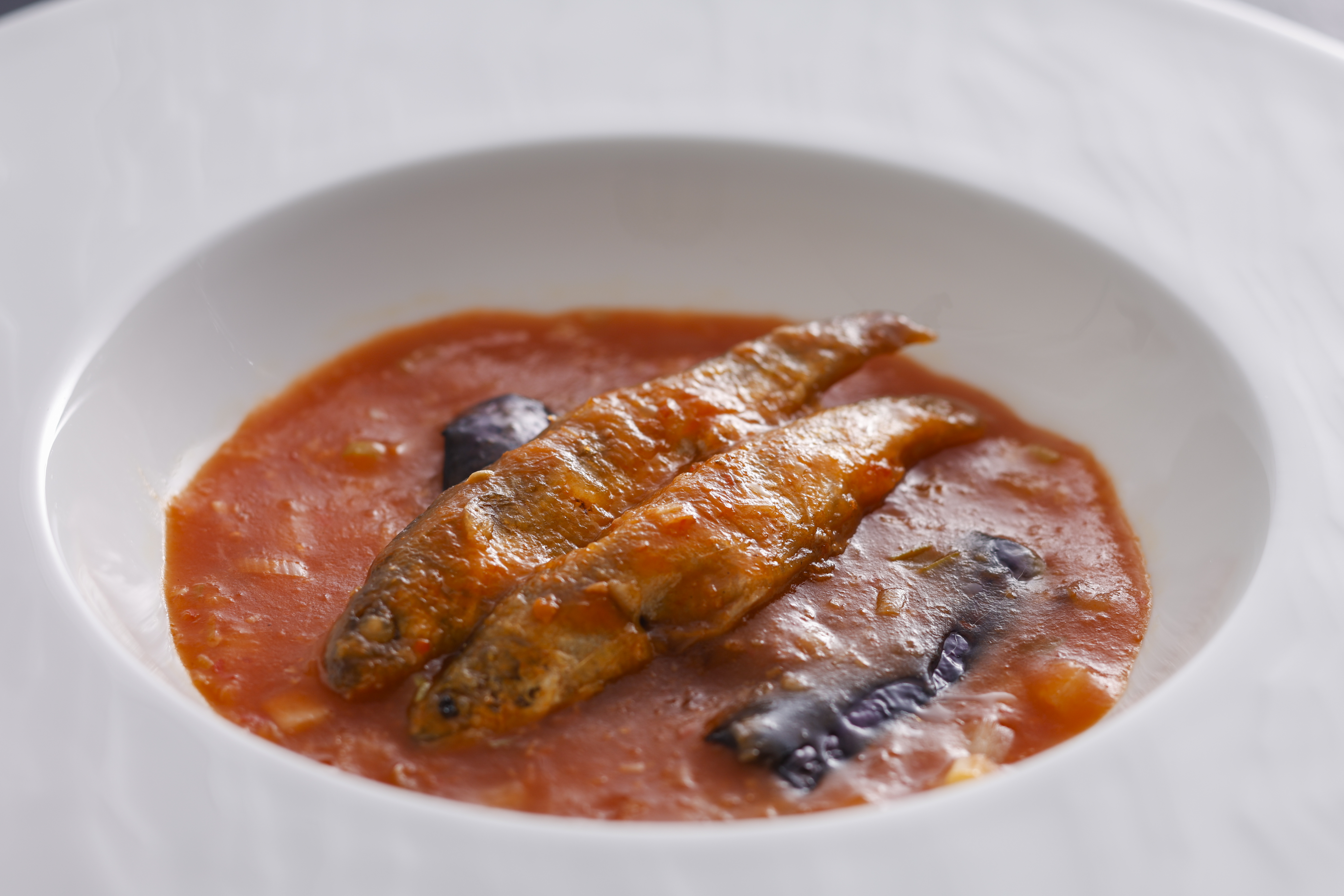 コアユの発酵唐辛子煮込みの写真、びわ湖大津プリンスホテルホームページへのリンク