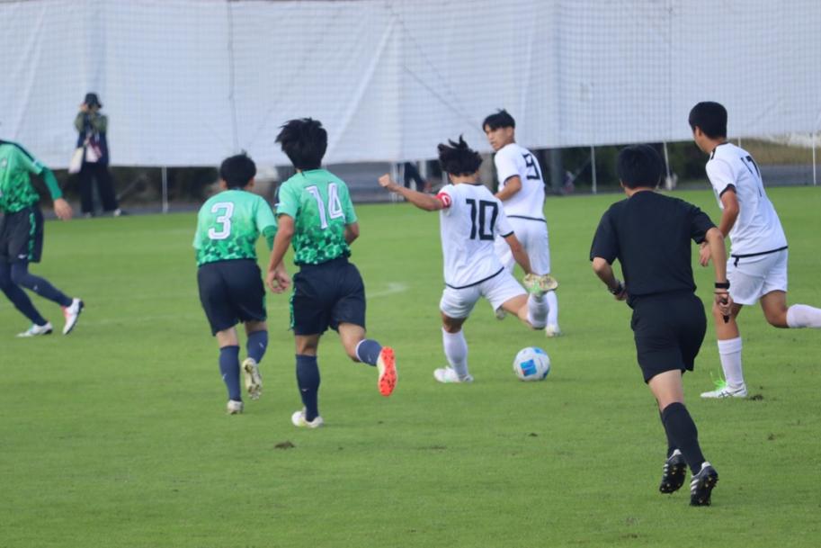 サッカー試合の様子1