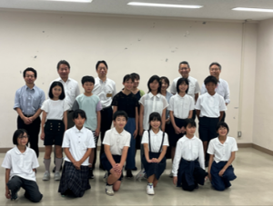 小学生との対談集合写真