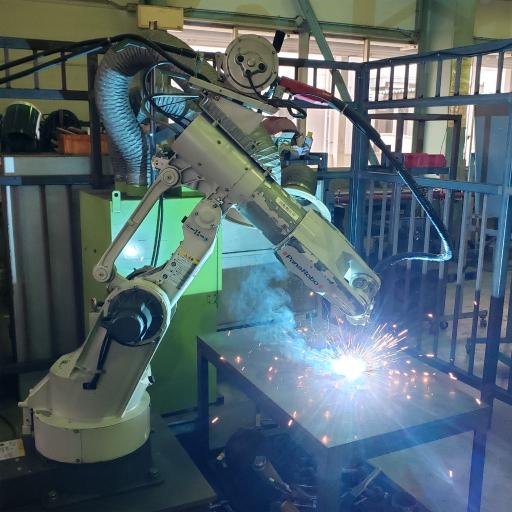 作業の様子(産業用ロボット)