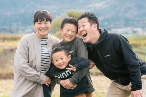 佐野誠二さんご家族