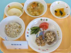 給食の写真2