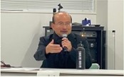 鵜飼教授写真