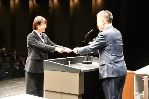 辞令交付式の様子2