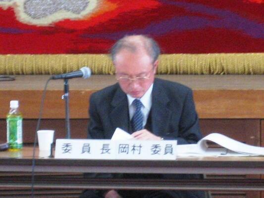 委員長の様子