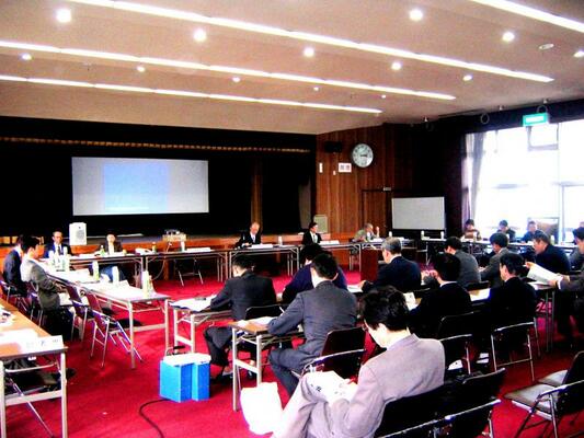 第7回RD最終処分場問題対策委員会の様子
