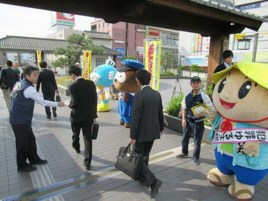 ゆる3(さん)防犯キャンペーン啓発 南部地域(草津市)の様子2