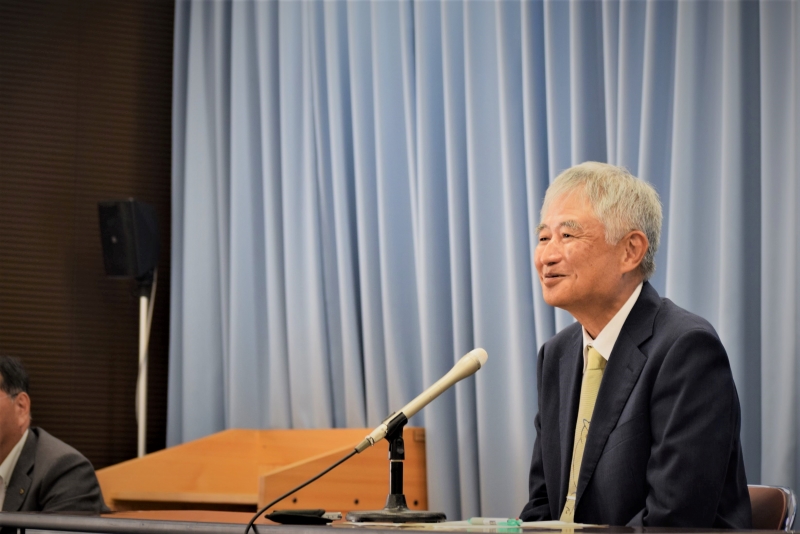記者会見の様子