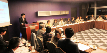 滋賀県商工会青年部・女性部連合会役員の皆さんとの懇談会