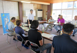 「こんにちは！三日月です」で近江八幡市の滋賀県農協青壮年部協議会の皆さんと意見交換