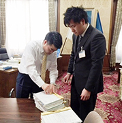 知事決裁