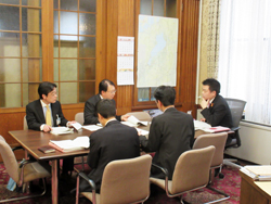 庁内執務