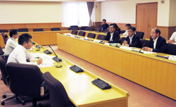 大田学長との意見交換会に出席