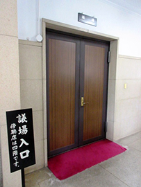 議場入口